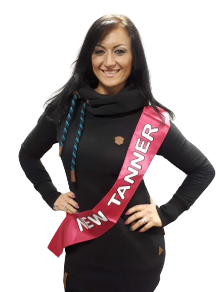 Maria, BABTAC-registered competition spray tanning technician at Stage Ready Tan